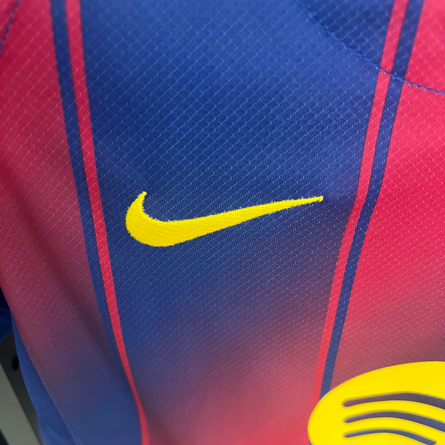 Shirt Barcelona I 25/26 Feminina Fan Version