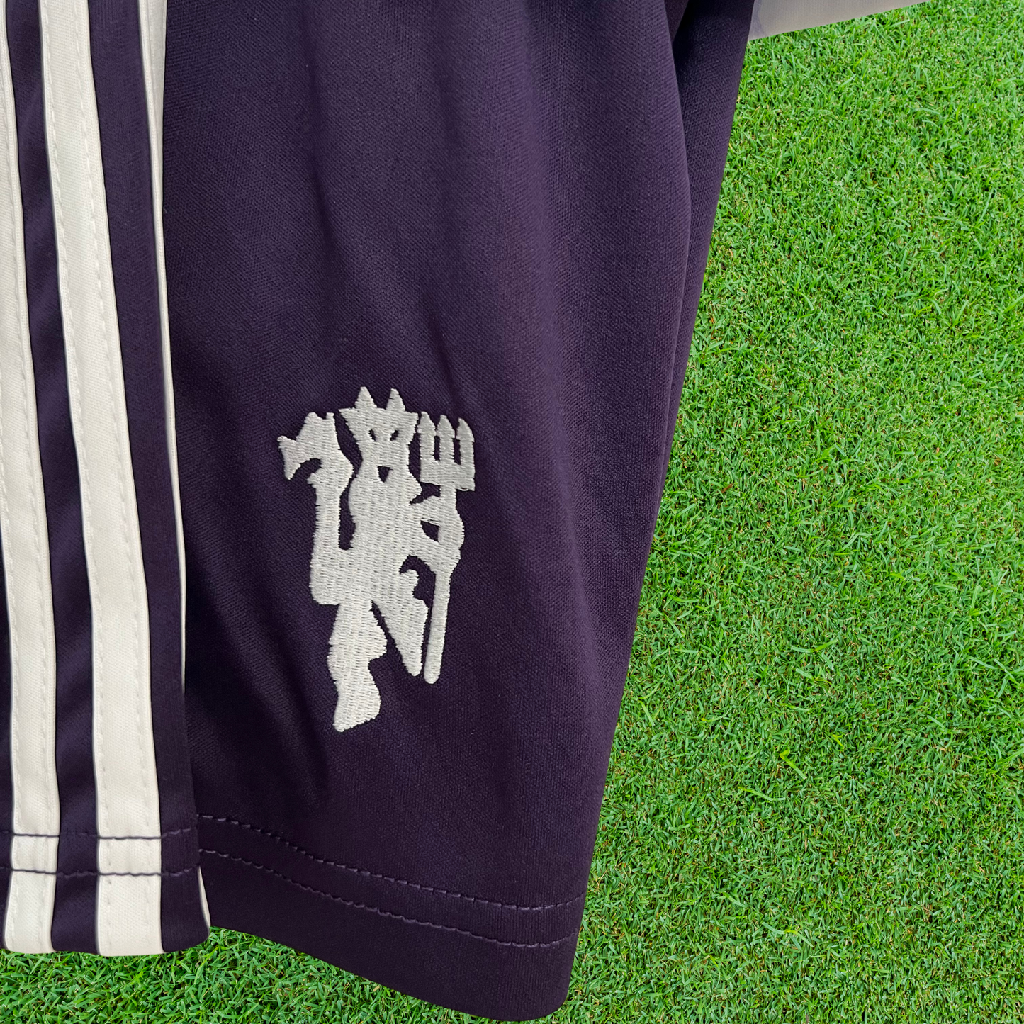 Kit Manchester United II 25/26 Kids