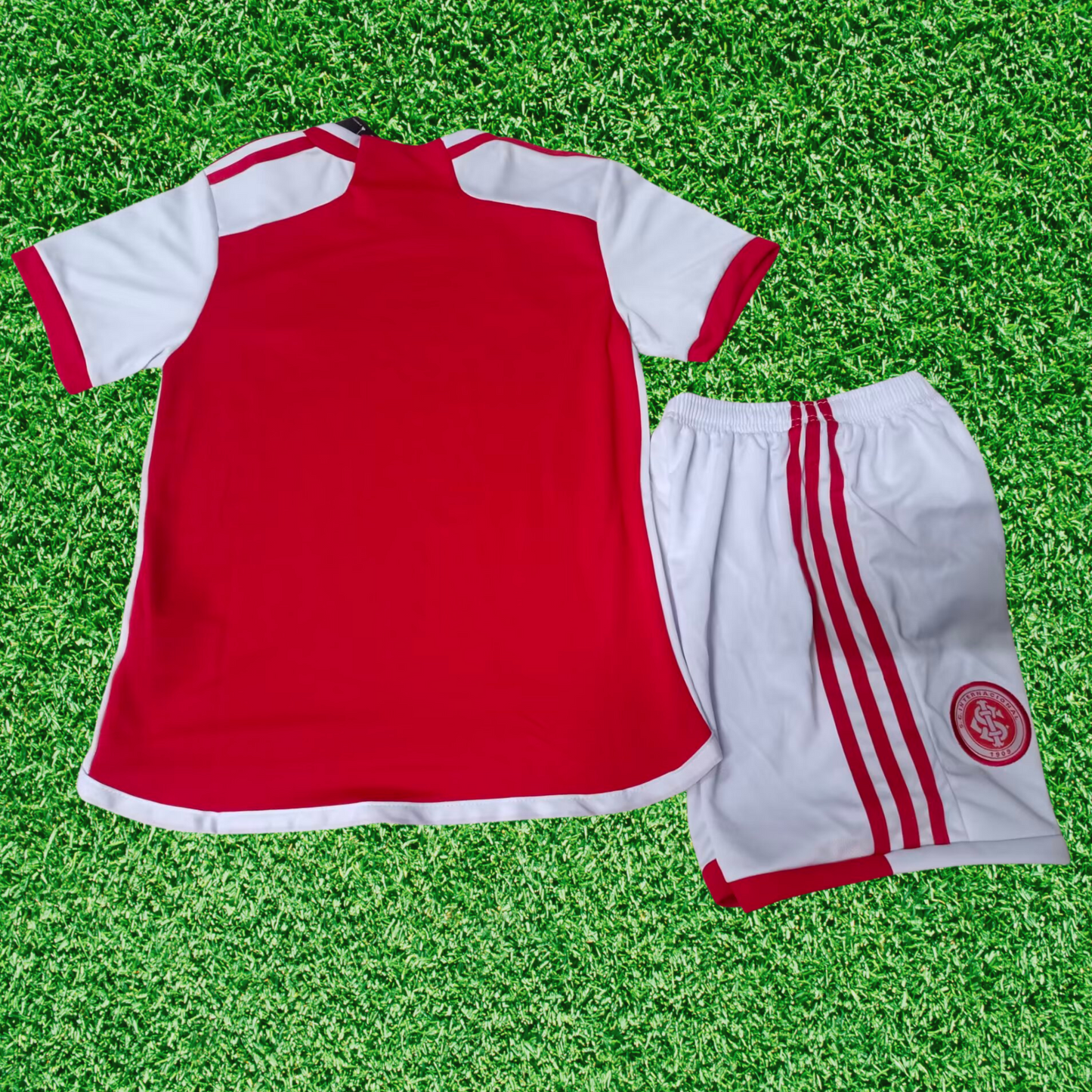 Kit Internacional I 24/25 Kids