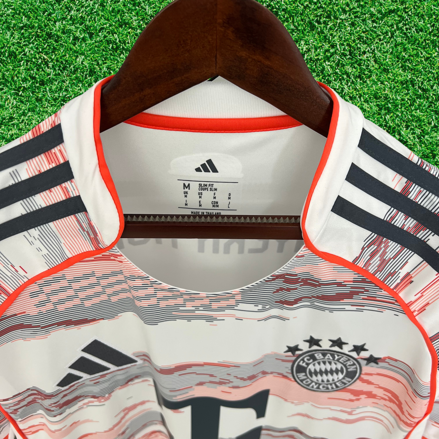 Shirt Bayern Munich II 25/26 Fan Version