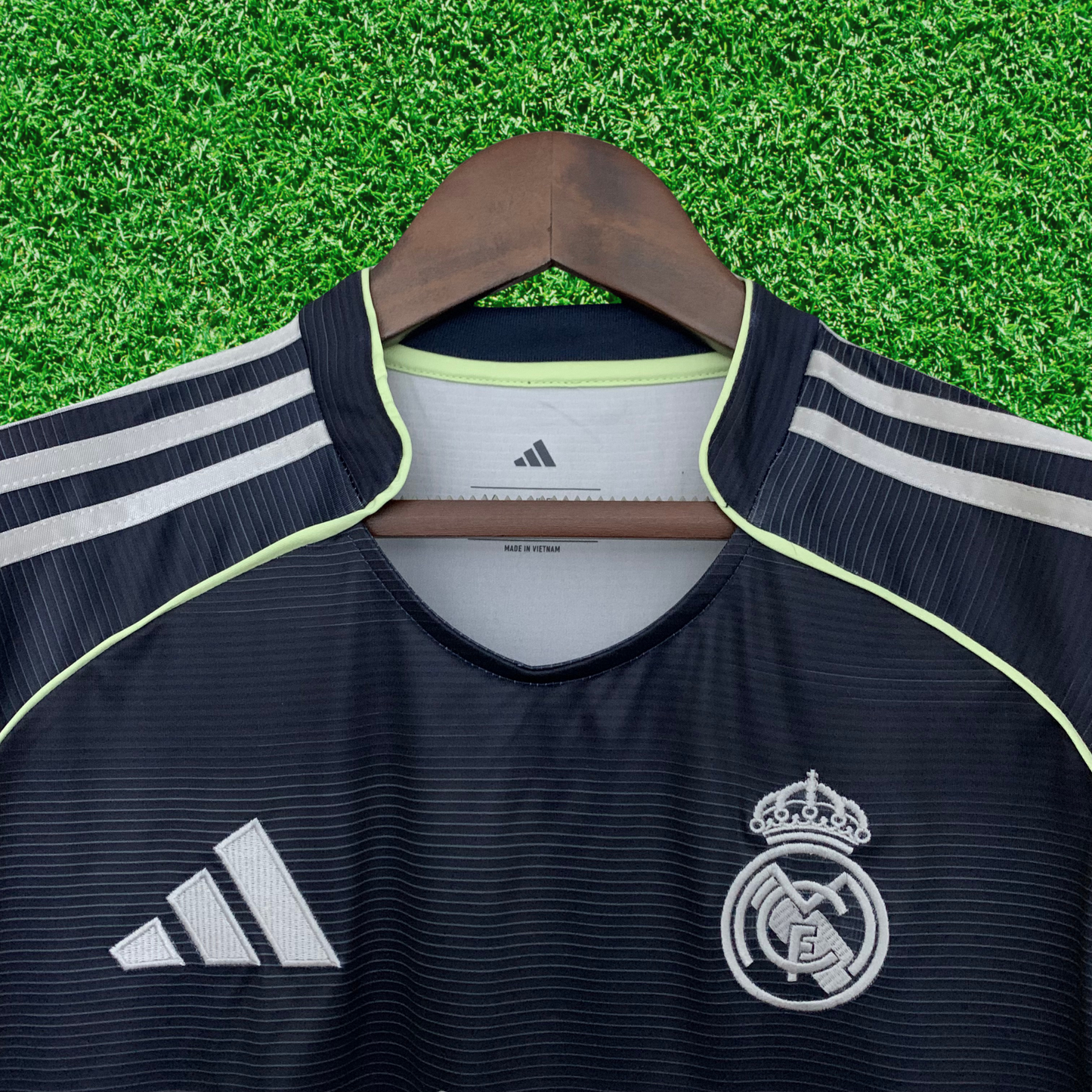 Shirt Real Madrid II 25/26 Fan Version