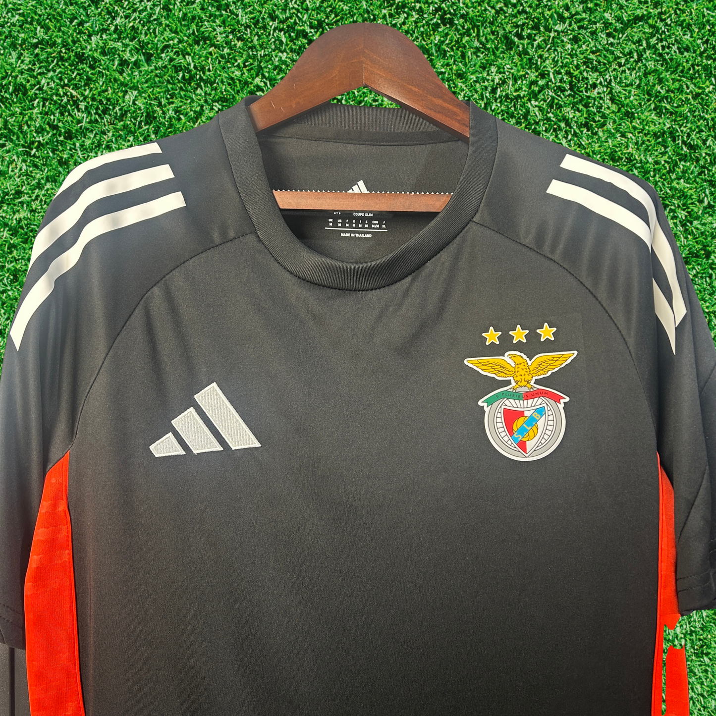 Shirt SL Benfica Training 25/26 Fan Version
