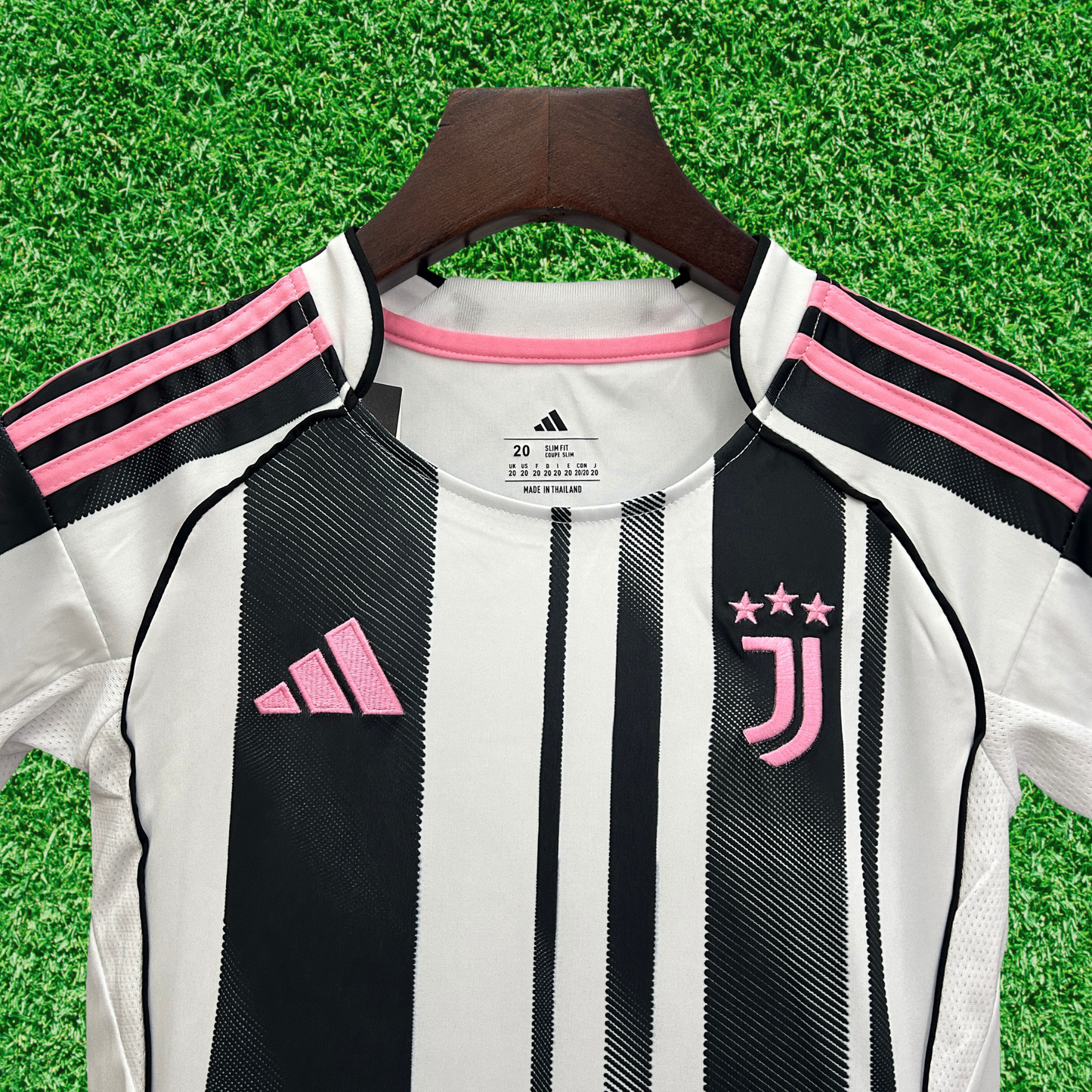 Kit Juventus I 25/26 Kids
