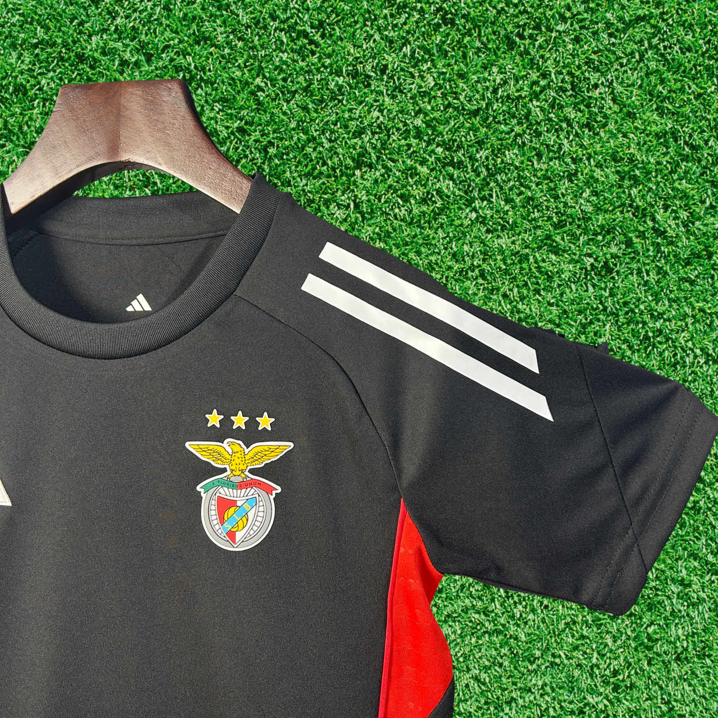Kit SL Benfica Training 25/26 Kids
