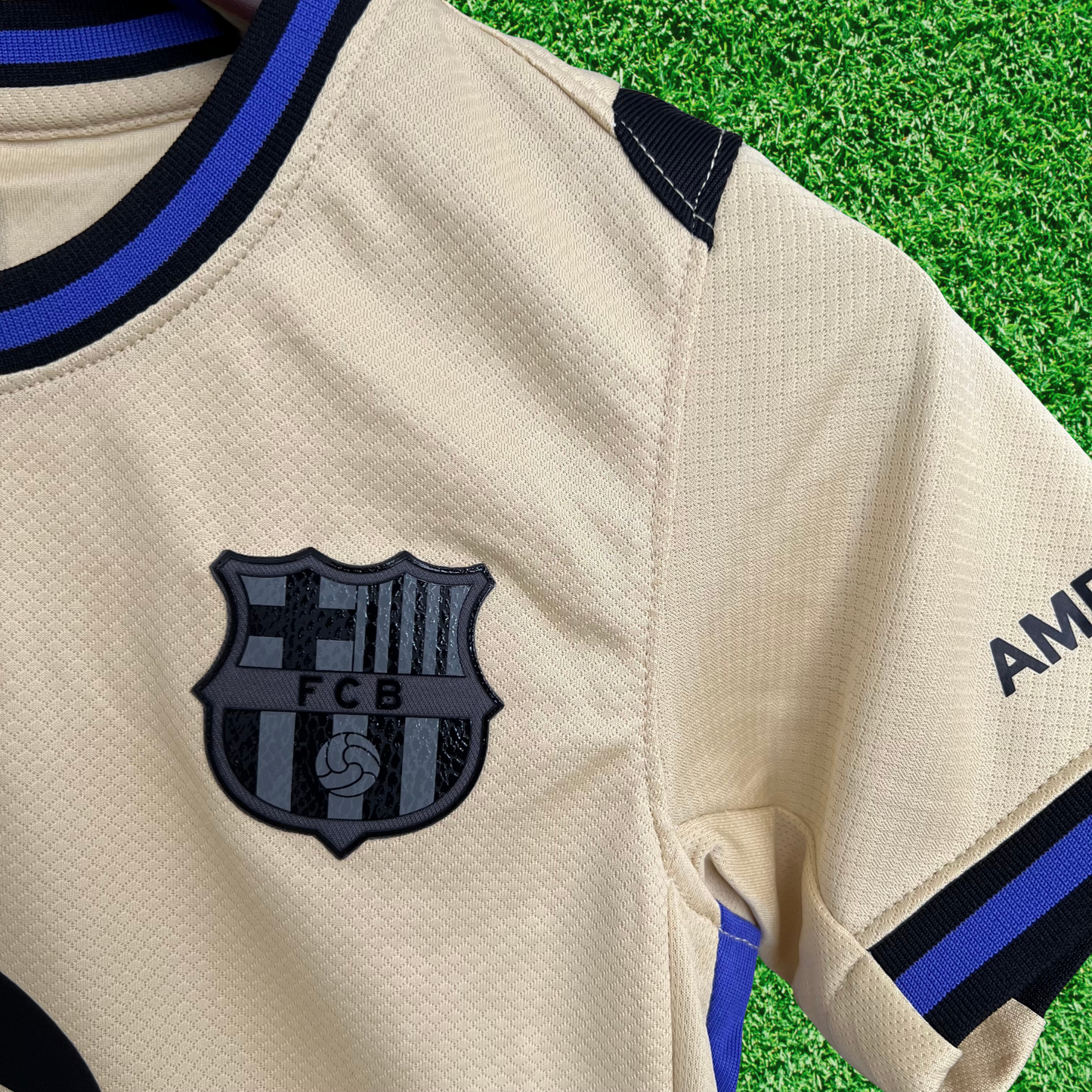 Kit Barcelona II 25/26 Kids