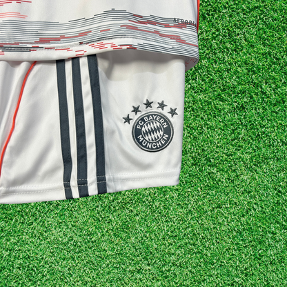 Kit Bayern Munich II 25/26 Kids