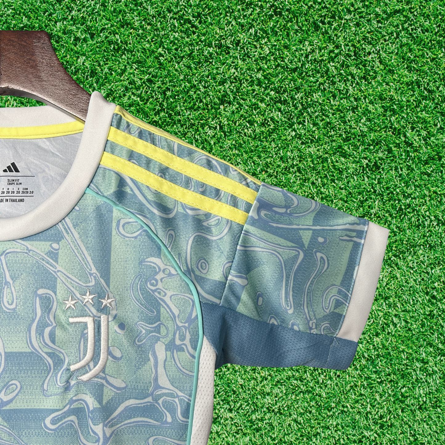 Kit Juventus II 25/26 Kids