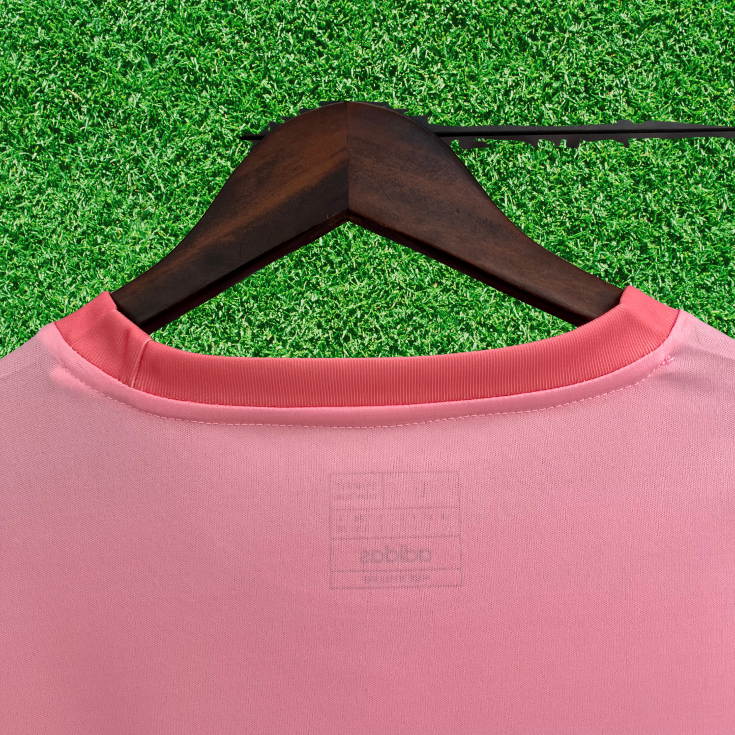 Shirt SL Benfica Goleiro Rosa 25/26 Fan Version