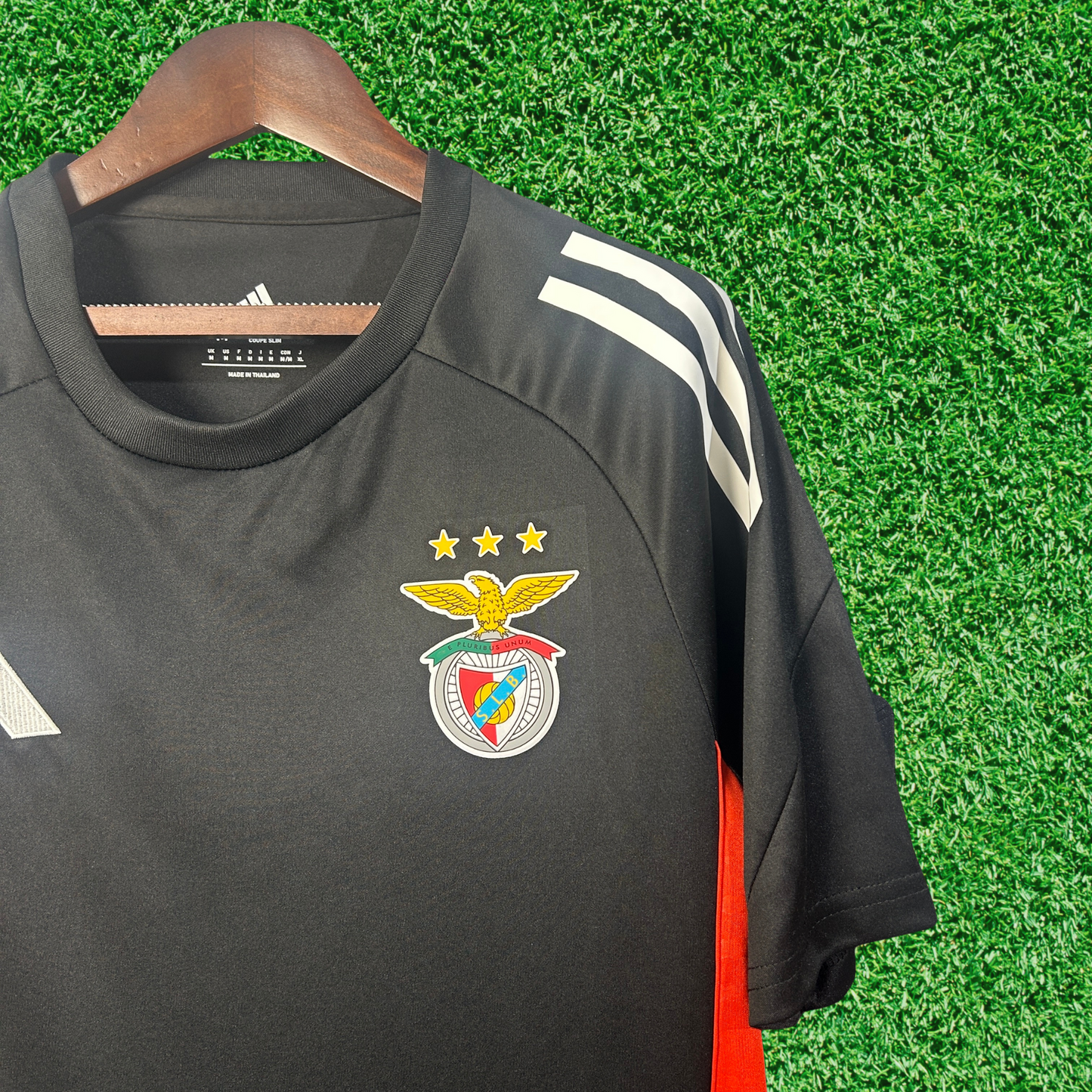 Shirt SL Benfica Training 25/26 Fan Version