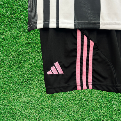 Kit Juventus I 25/26 Kids