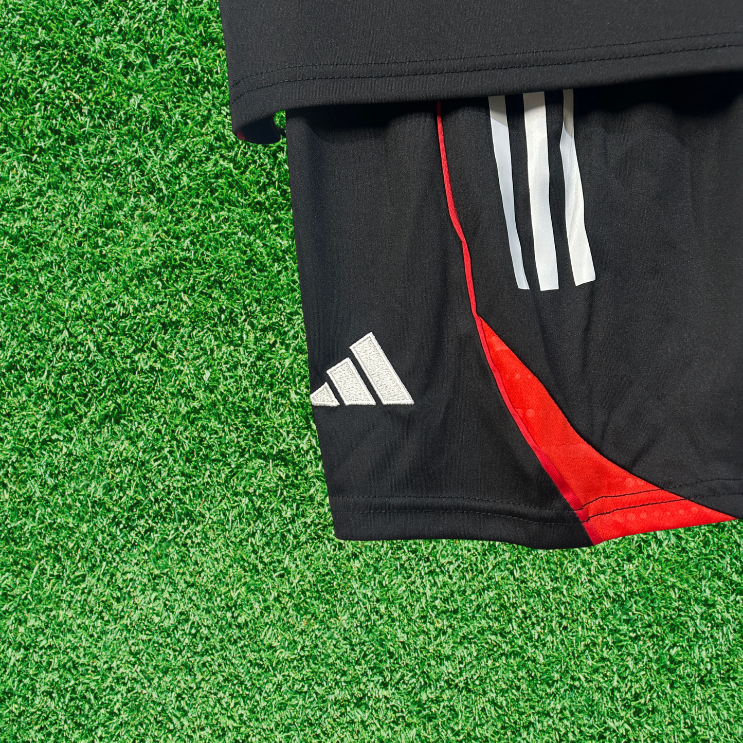 Kit SL Benfica Training 25/26 Kids